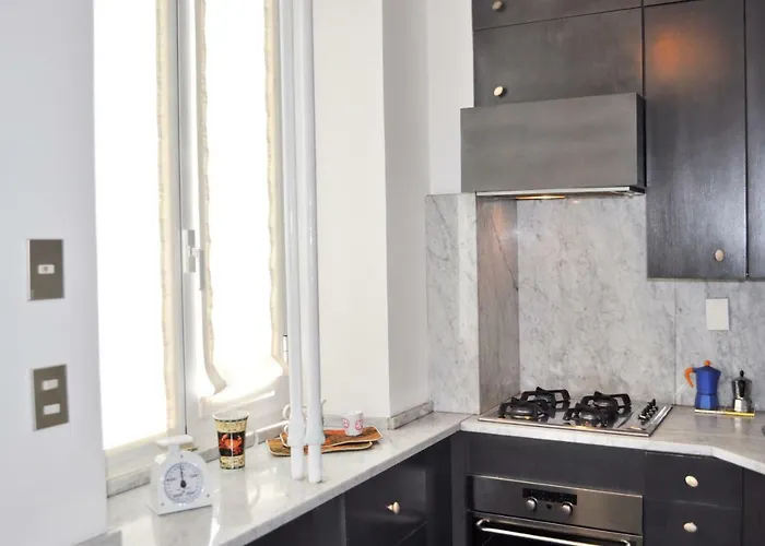 Testaccio Charming דירה *